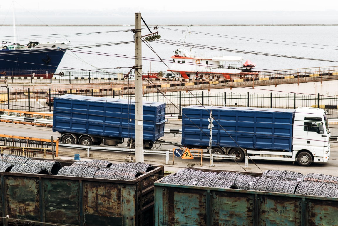 koparki, rozładunek towarów ciężkich, transport HDS, usługi koparką dla inwestorów, usługi koparką dla klientów indywidualnych, Utwardzanie terenów, wykaszanie nieużytków, Wykaszanie rowów, wynajem koparek Chojnów, Legnica, Lubin, Prochowice